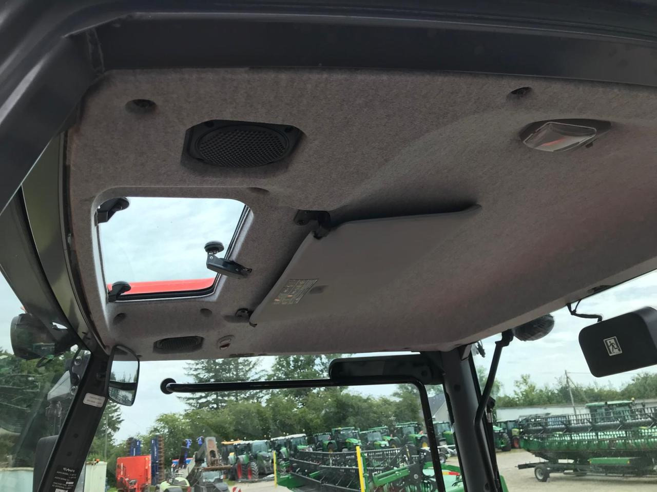 Kubota M7133 - Traktor: bild 5 Kubota M7133 - Traktor: bild 5
