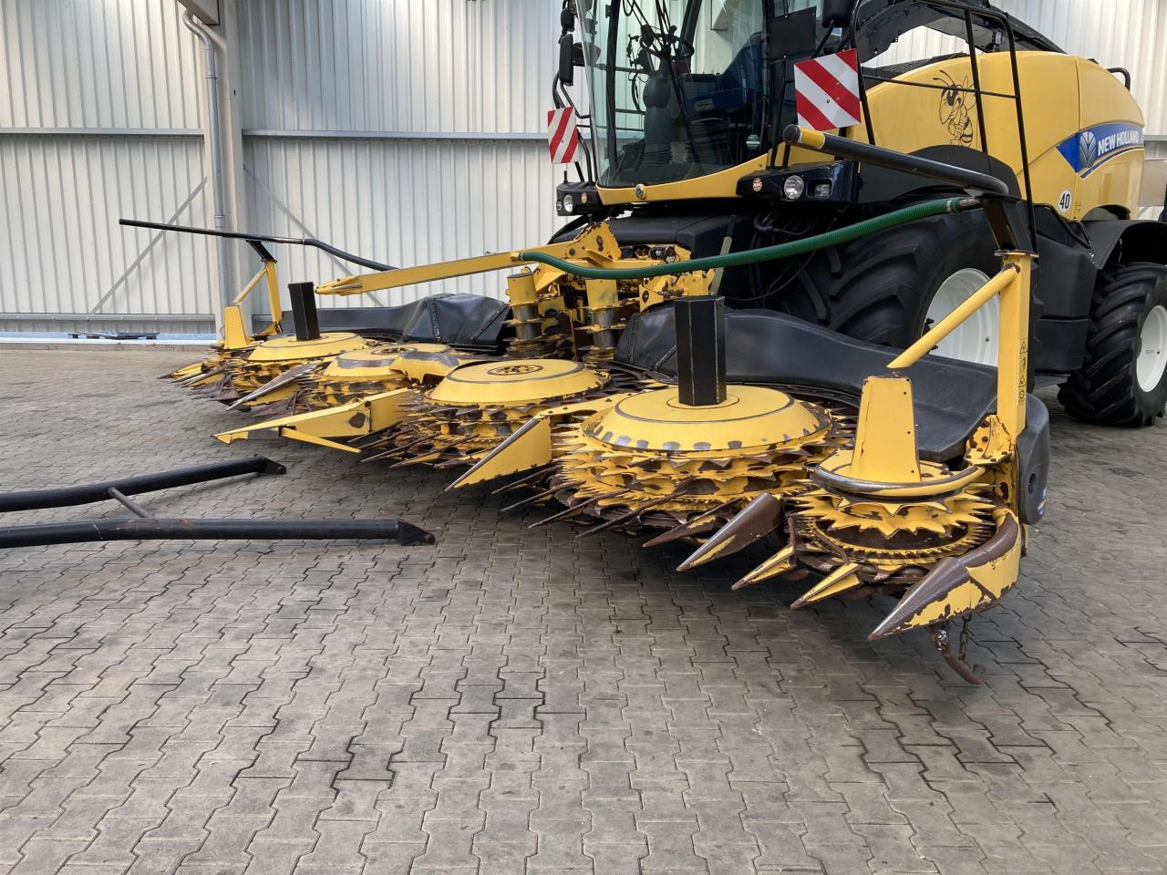 New Holland FR700 - Exakthack: bild 3 New Holland FR700 - Exakthack: bild 3