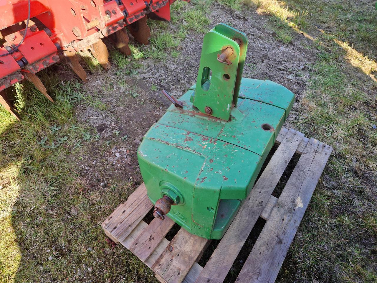 John Deere 900 kg - Tillbehör: bild 3 John Deere 900 kg - Tillbehör: bild 3