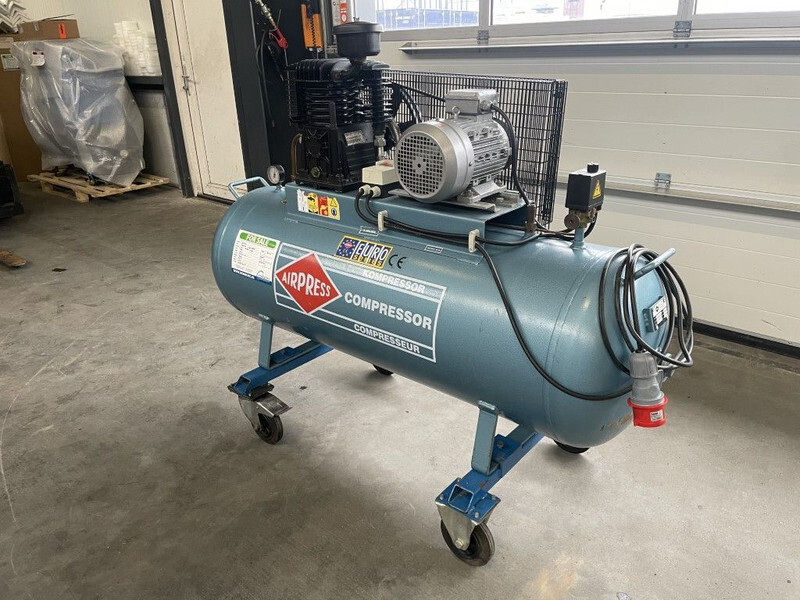 Airpress K300/600 Elektrische Zuigercompressor 3 kW 400 L / min 10 Bar - Luftkompressor: bild 3 Airpress K300/600 Elektrische Zuigercompressor 3 kW 400 L / min 10 Bar - Luftkompressor: bild 3