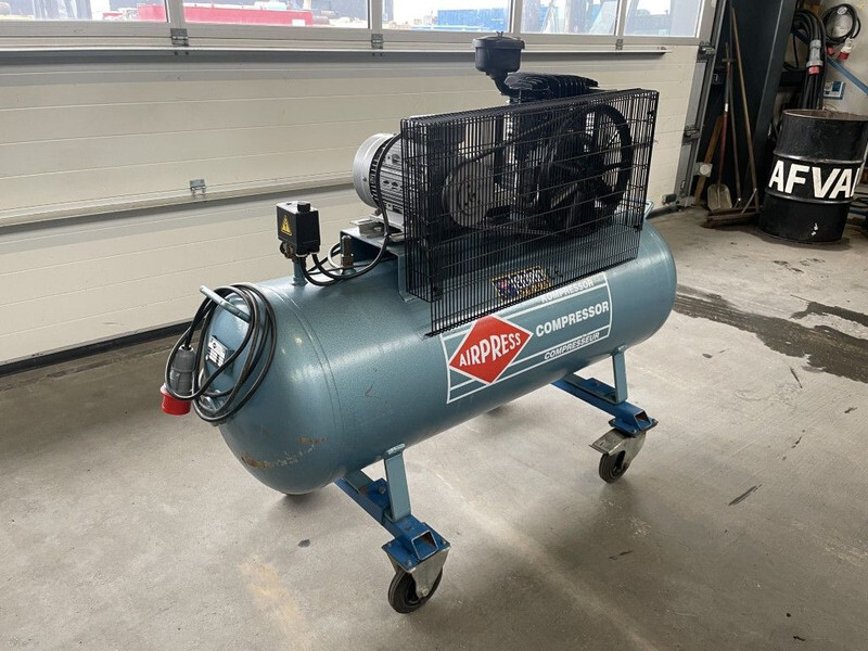 Airpress K300/600 Elektrische Zuigercompressor 3 kW 400 L / min 10 Bar - Luftkompressor: bild 5 Airpress K300/600 Elektrische Zuigercompressor 3 kW 400 L / min 10 Bar - Luftkompressor: bild 5