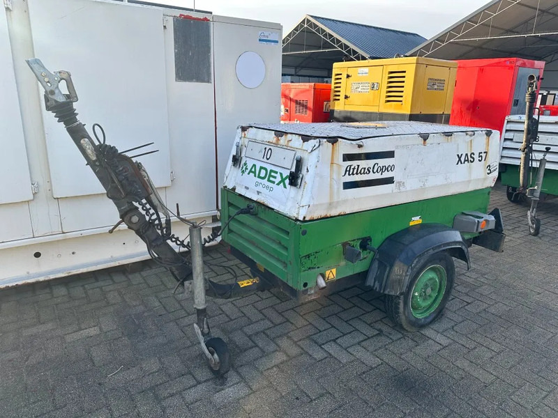 Atlas-Copco XAS 57 DD Deutz 3 m3 / min 23 kW 7 Bar Mobiele Diesel Compressor op aanhanger - Luftkompressor: bild 2 Atlas-Copco XAS 57 DD Deutz 3 m3 / min 23 kW 7 Bar Mobiele Diesel Compressor op aanhanger - Luftkompressor: bild 2