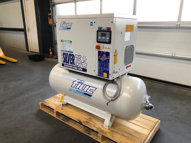 Fiac New Silver 7.5 / 300 Silent 5.5 kW 720 L / min 10 Bar Elektrische schroefcompressor met ketel - Luftkompressor: bild 4 Fiac New Silver 7.5 / 300 Silent 5.5 kW 720 L / min 10 Bar Elektrische schroefcompressor met ketel - Luftkompressor: bild 4