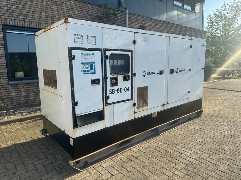 GESAN DVR 250 Volvo leroy Somer 275 kVA Silent Rental generatorset - Elgenerator: bild 4 GESAN DVR 250 Volvo leroy Somer 275 kVA Silent Rental generatorset - Elgenerator: bild 4