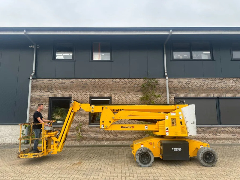 Haulotte HA15IP 15 meter werkhoogte Knikarm Elektra Hoogwerker as New ! Accu 2020 - Bomlift: bild 1 Haulotte HA15IP 15 meter werkhoogte Knikarm Elektra Hoogwerker as New ! Accu 2020 - Bomlift: bild 1