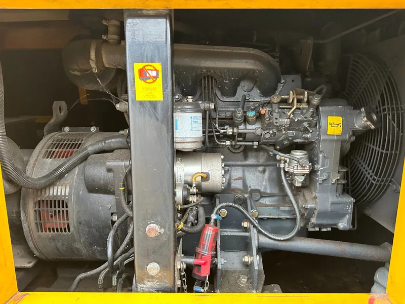 Himoinsa Iveco Stamford 40 kVA Silent generatorset - Elgenerator: bild 4 Himoinsa Iveco Stamford 40 kVA Silent generatorset - Elgenerator: bild 4