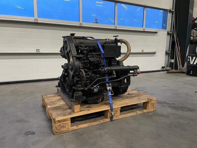 Iveco Fiat 8141 Diesel Motor 4 cilinder 53 kW / 74 PK Diesel Engine - Motor för Lastbil: bild 2 Iveco Fiat 8141 Diesel Motor 4 cilinder 53 kW / 74 PK Diesel Engine - Motor för Lastbil: bild 2