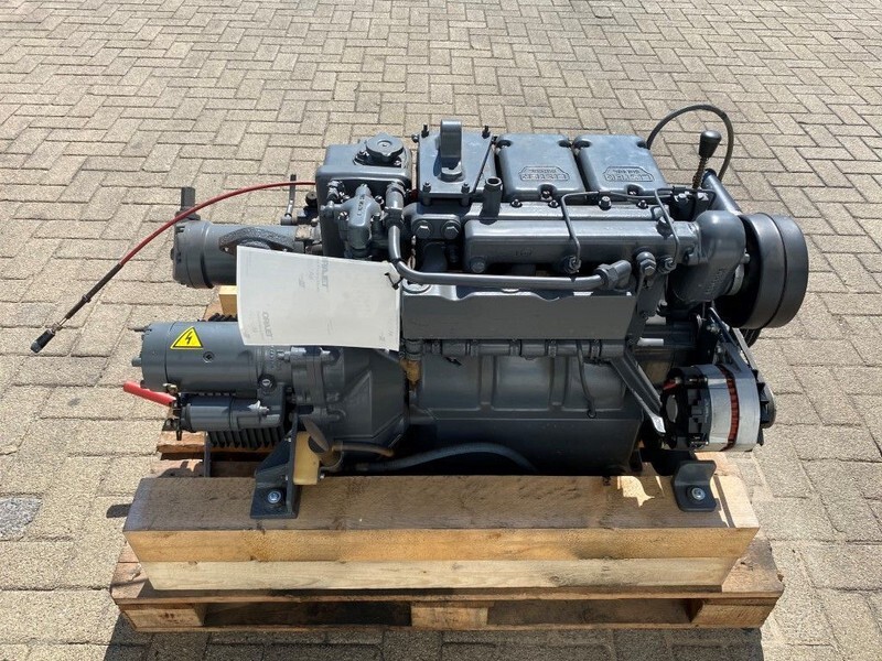 Lister STW 3 35 PK Marine diesel motor met keerkoppeling - Motor: bild 1 Lister STW 3 35 PK Marine diesel motor met keerkoppeling - Motor: bild 1