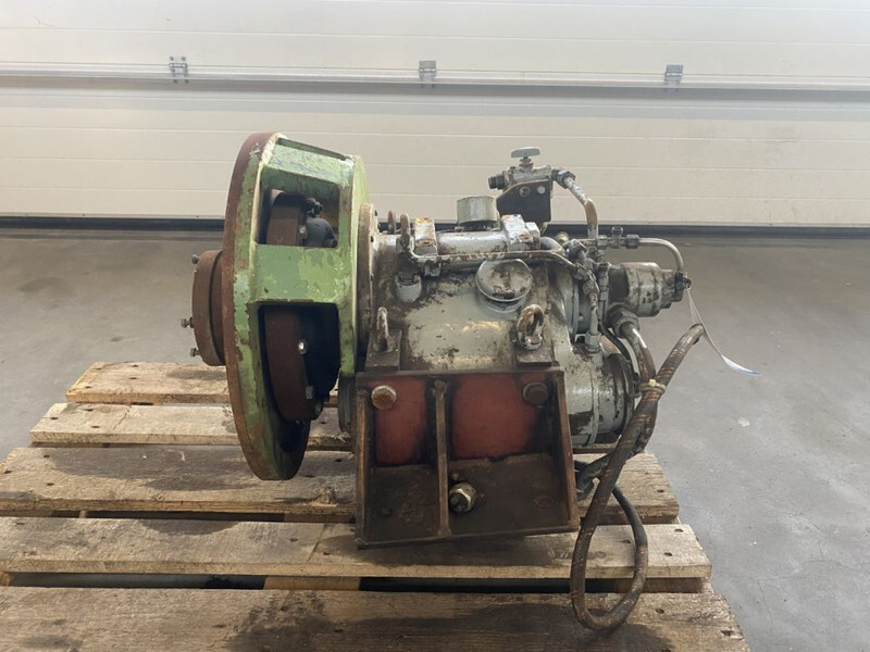 Masson Keerkoppeling 300 PK Ratio 1 : 4 Gearbox Marine - Motor: bild 1 Masson Keerkoppeling 300 PK Ratio 1 : 4 Gearbox Marine - Motor: bild 1