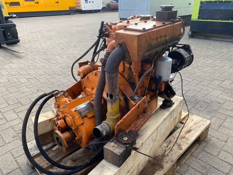 Mitsubishi S3E-2 25 PK Marine Diesel Motor met keerkoppeling - Motor: bild 2 Mitsubishi S3E-2 25 PK Marine Diesel Motor met keerkoppeling - Motor: bild 2