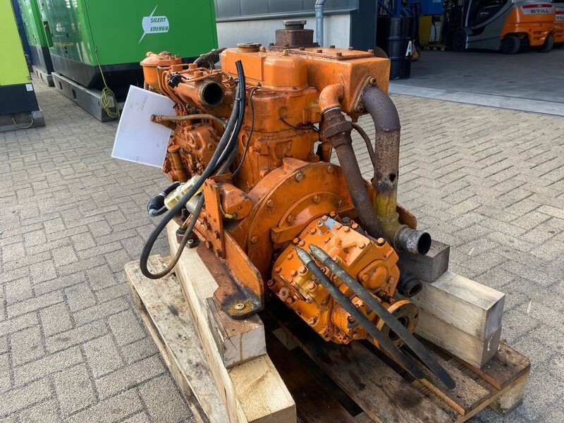 Mitsubishi S3E-2 25 PK Marine Diesel Motor met keerkoppeling - Motor: bild 3 Mitsubishi S3E-2 25 PK Marine Diesel Motor met keerkoppeling - Motor: bild 3