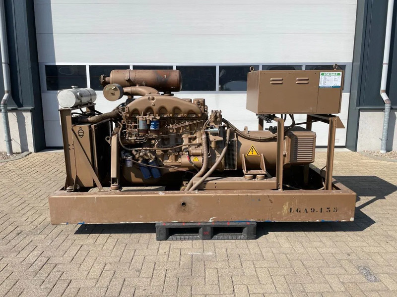 Renault Leroy Somer 100 kVA generatorset ex Emergency 66,1 hours - Elgenerator: bild 1 Renault Leroy Somer 100 kVA generatorset ex Emergency 66,1 hours - Elgenerator: bild 1