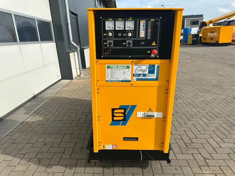 SDMO John Deere 4039 DF 007 Leroy Somer 40 kVA noodstroom generatorset 154 hours ! - Elgenerator: bild 5 SDMO John Deere 4039 DF 007 Leroy Somer 40 kVA noodstroom generatorset 154 hours ! - Elgenerator: bild 5