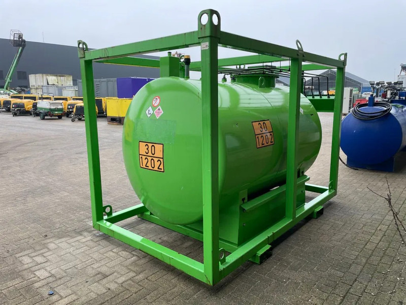 Tolsma KIWA 5000 liter dubbelwandige dieseltank - Lagringstank: bild 2 Tolsma KIWA 5000 liter dubbelwandige dieseltank - Lagringstank: bild 2
