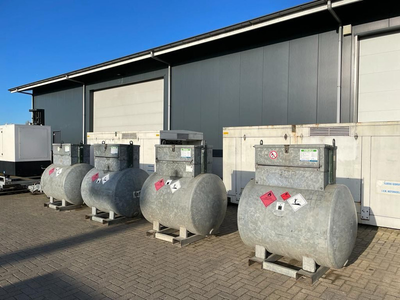 Dieseltank Rietberg 1000 liter Dieseltank Gegalvaniseerd IBC - Lagringstank: bild 3 Dieseltank Rietberg 1000 liter Dieseltank Gegalvaniseerd IBC - Lagringstank: bild 3