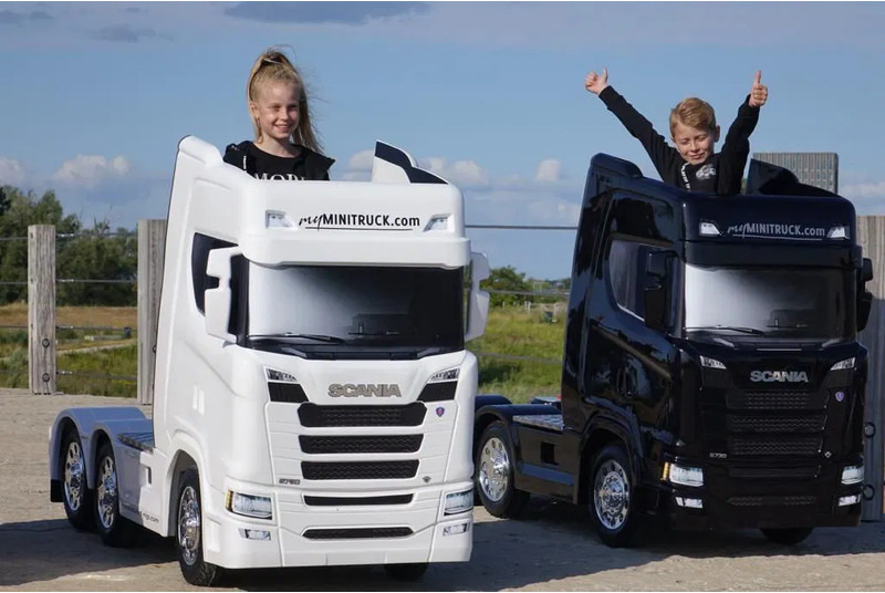 Scania 770ST V8 NGS SCANIA S770 - Dragbil: bild 4 Scania 770ST V8 NGS SCANIA S770 - Dragbil: bild 4