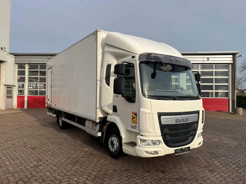 DAF LF 210 FA EURO 6 - Lastbil med skåp: bild 1 DAF LF 210 FA EURO 6 - Lastbil med skåp: bild 1