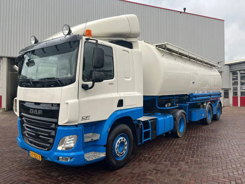 DAF CF 440 FT EURO 6 WITH BULK COMPRESSOR - Dragbil: bild 1 DAF CF 440 FT EURO 6 WITH BULK COMPRESSOR - Dragbil: bild 1