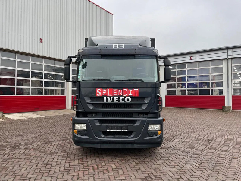 Iveco Stralis 190 S/7,5 - Lastbil med skåp: bild 2 Iveco Stralis 190 S/7,5 - Lastbil med skåp: bild 2