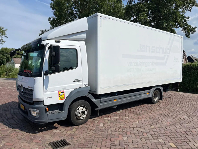 Mercedes-Benz Atego 916 - Lastbil med skåp: bild 1 Mercedes-Benz Atego 916 - Lastbil med skåp: bild 1