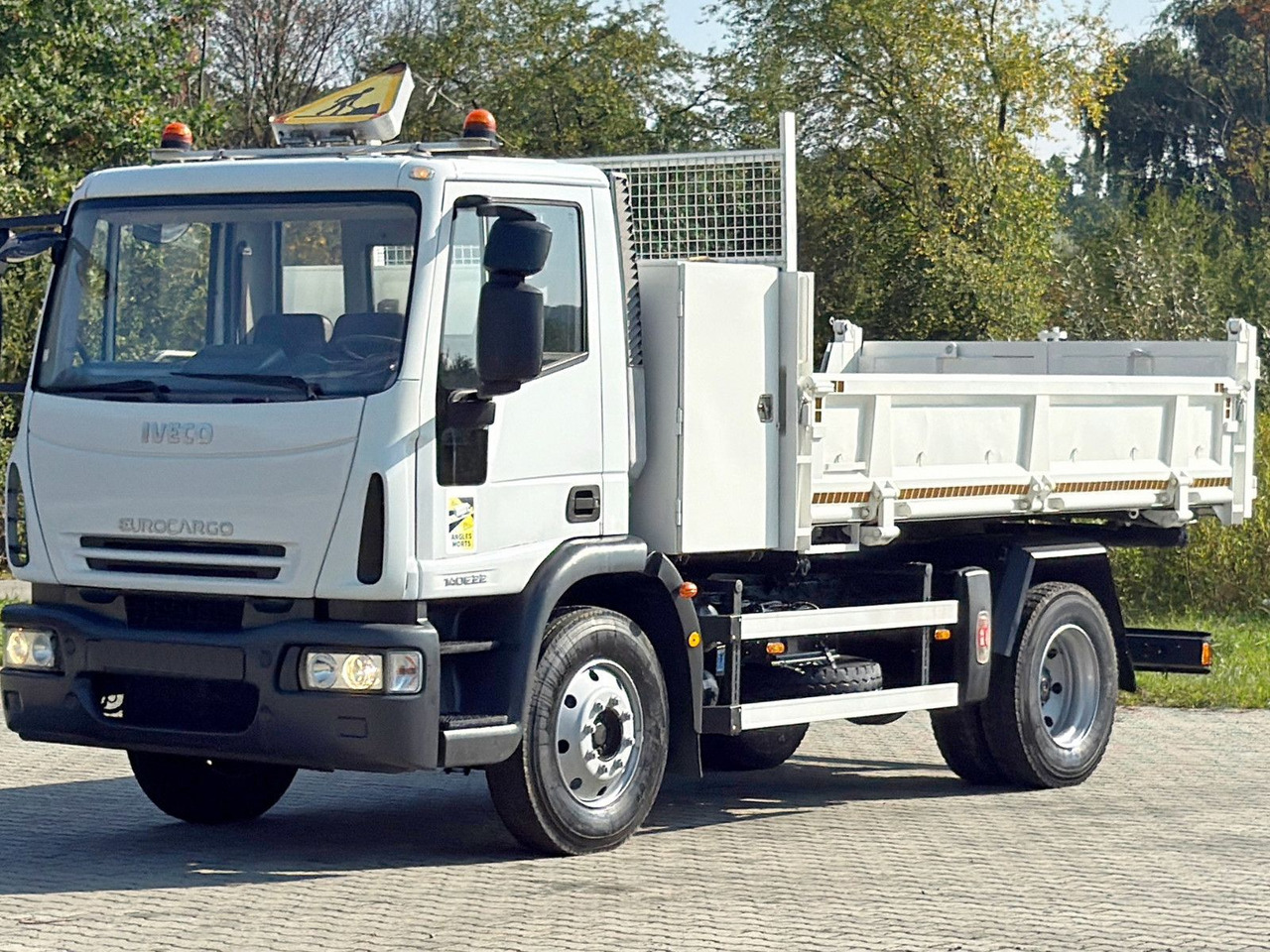 Iveco EUROCARGO 140E22* KIPPER 5,00 m* TOPZUSTAND - Tippbil lastbil: bild 5 Iveco EUROCARGO 140E22* KIPPER 5,00 m* TOPZUSTAND - Tippbil lastbil: bild 5