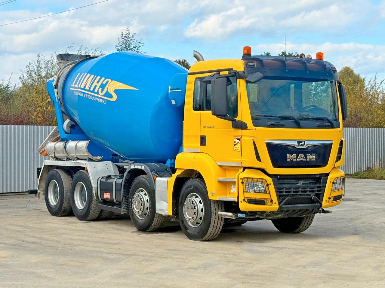 MAN TGS 32.420 * BETONMISCHER / 8x4 - Betongbil: bild 1 MAN TGS 32.420 * BETONMISCHER / 8x4 - Betongbil: bild 1