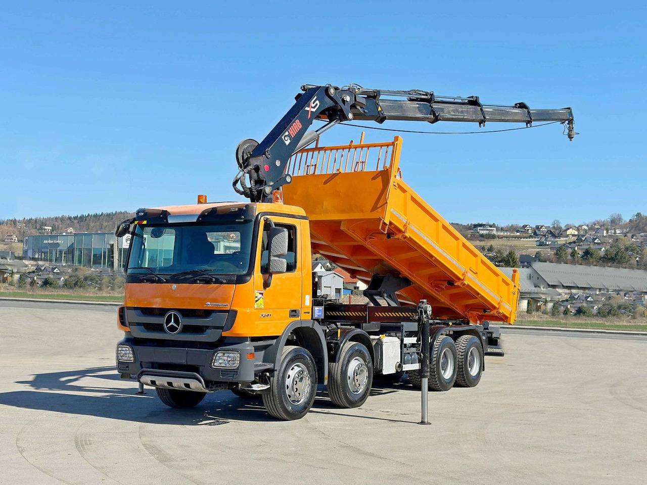 Mercedes-Benz ACTROS 3241 * HIAB 322 EP-4 HIDUO + FUNK / 8x4 - Kranbil: bild 2 Mercedes-Benz ACTROS 3241 * HIAB 322 EP-4 HIDUO + FUNK / 8x4 - Kranbil: bild 2