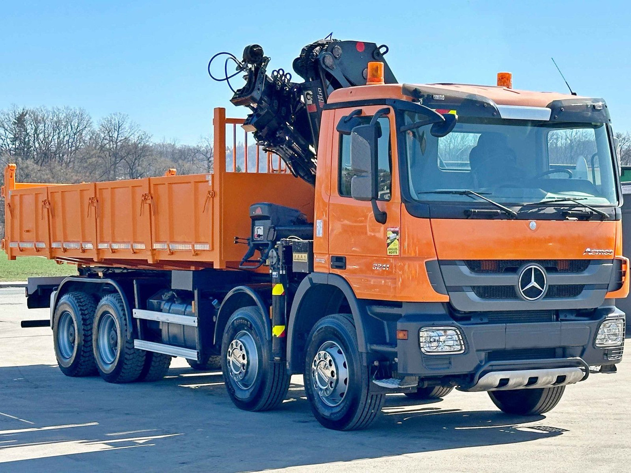 Mercedes-Benz ACTROS 3241 * HIAB 322 EP-4 HIDUO + FUNK / 8x4 - Kranbil: bild 4 Mercedes-Benz ACTROS 3241 * HIAB 322 EP-4 HIDUO + FUNK / 8x4 - Kranbil: bild 4
