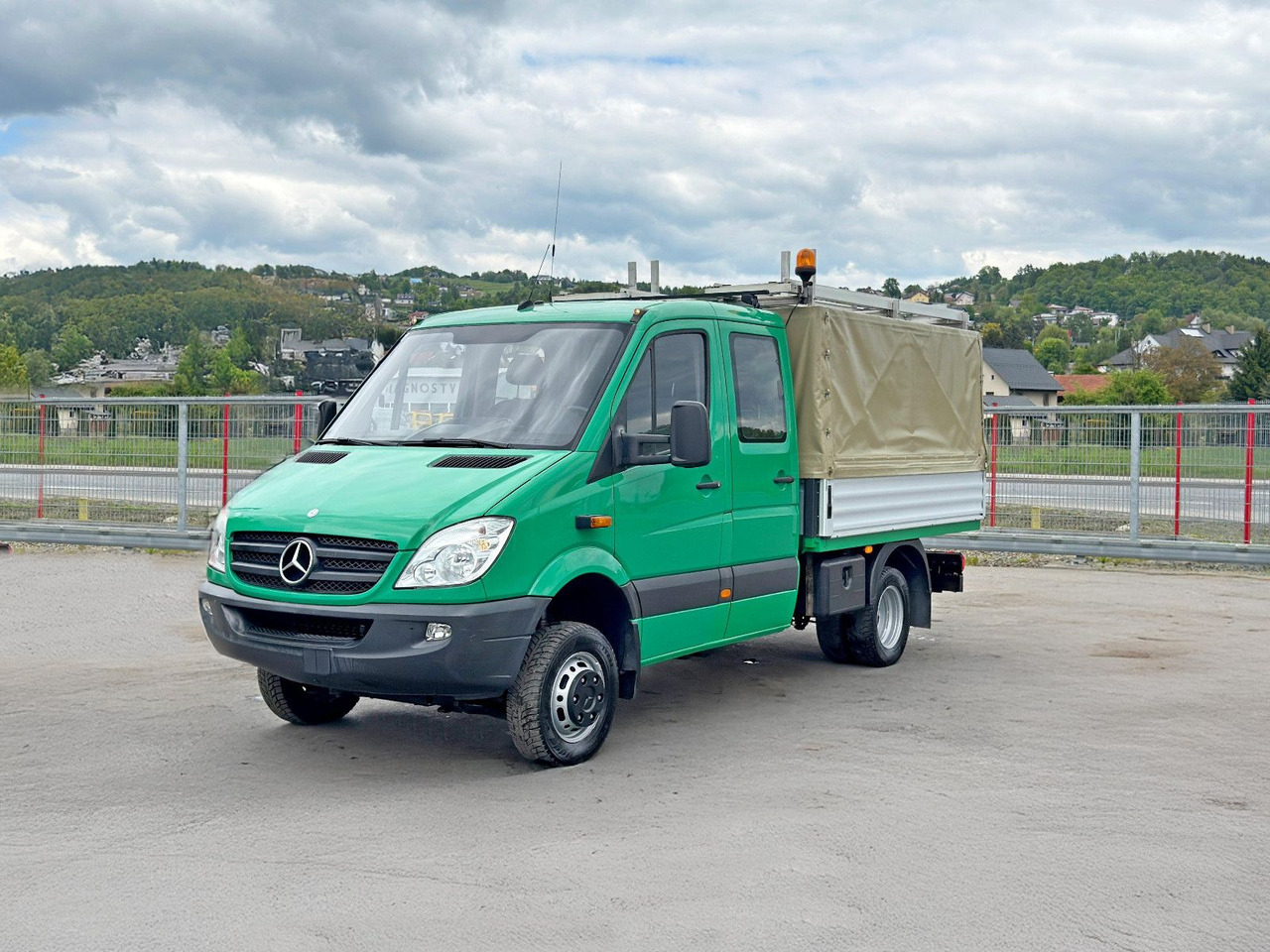 Mercedes-Benz Sprinter 516 CDI* Doppel Kabine! 4x4 *TOPZUSTAND - Transportbil med tippflak: bild 3 Mercedes-Benz Sprinter 516 CDI* Doppel Kabine! 4x4 *TOPZUSTAND - Transportbil med tippflak: bild 3