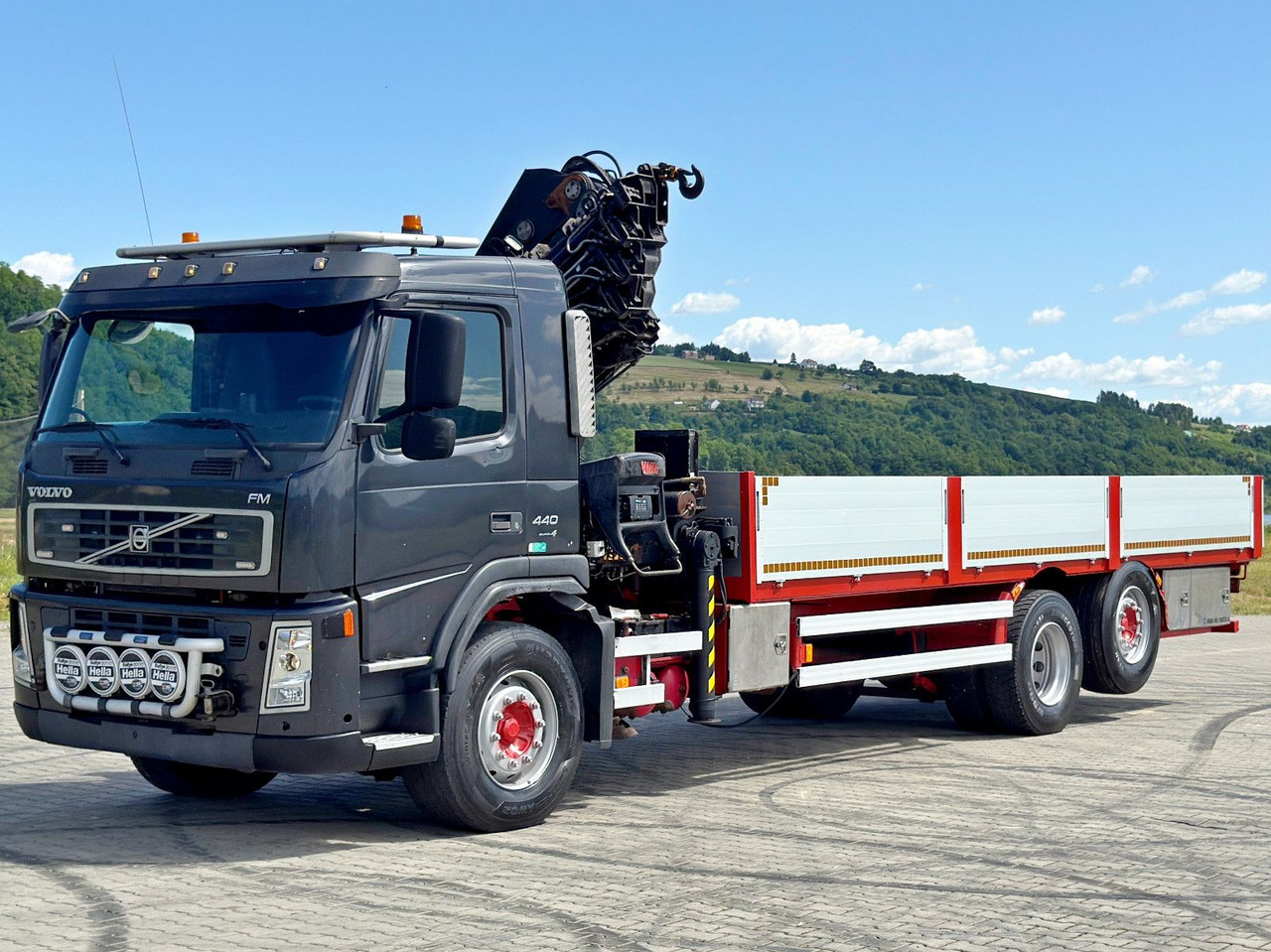 Volvo FM 440 * HIAB 288 E - 8 HIPRO/FUNK * TOPZUSTAND - Kranbil: bild 3 Volvo FM 440 * HIAB 288 E - 8 HIPRO/FUNK * TOPZUSTAND - Kranbil: bild 3