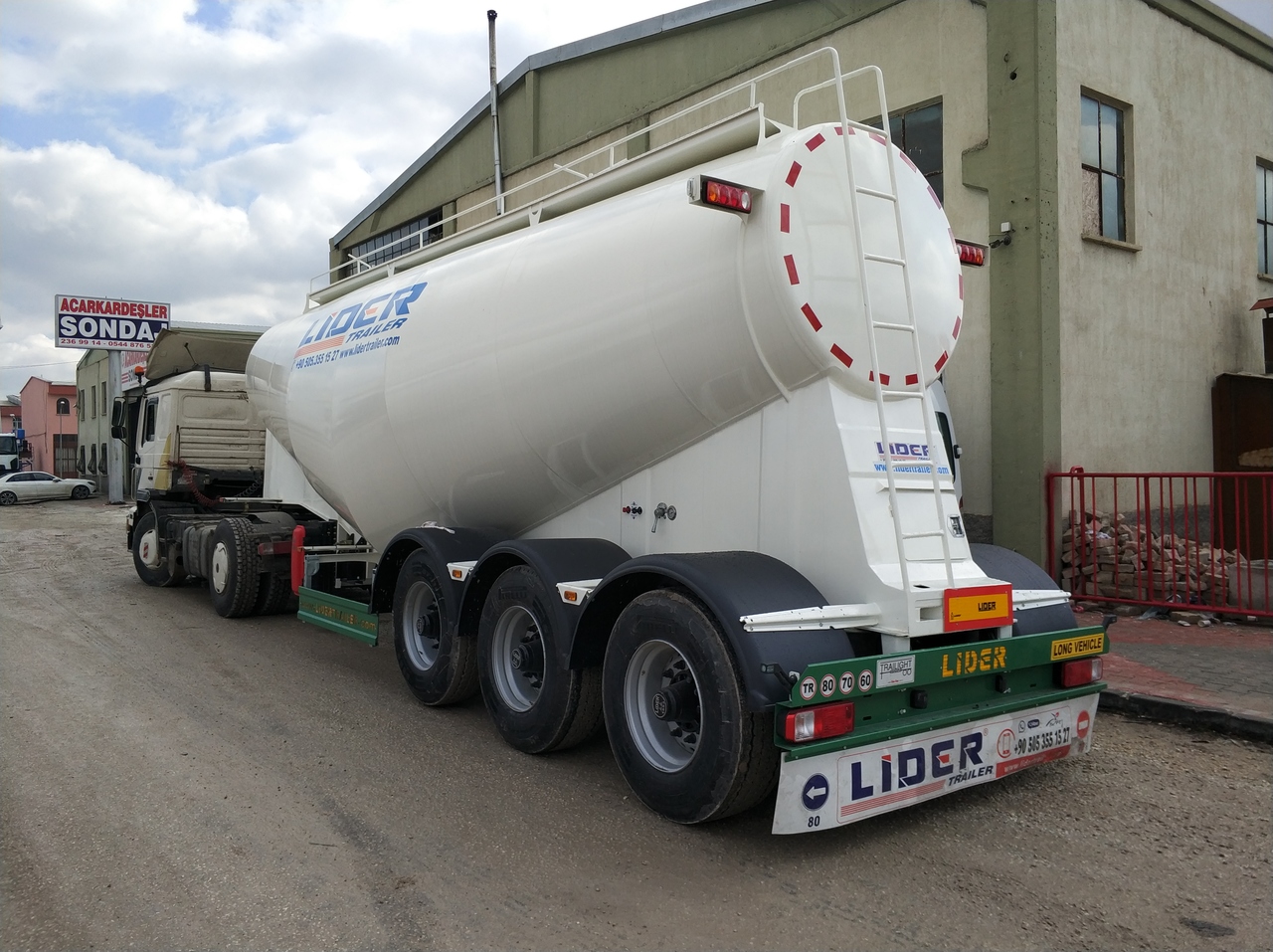 Ny Tanktrailer för transportering cement LIDER 2025  MODEL NEW CEMENT TANKER: bild 14