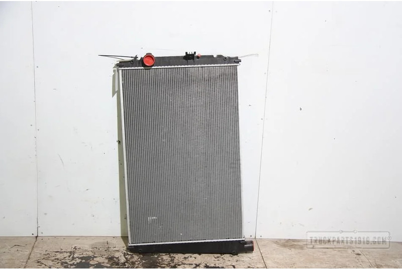 DAF Cooling System Radiator DAF CF 85 - Kylare för Lastbil: bild 1 DAF Cooling System Radiator DAF CF 85 - Kylare för Lastbil: bild 1
