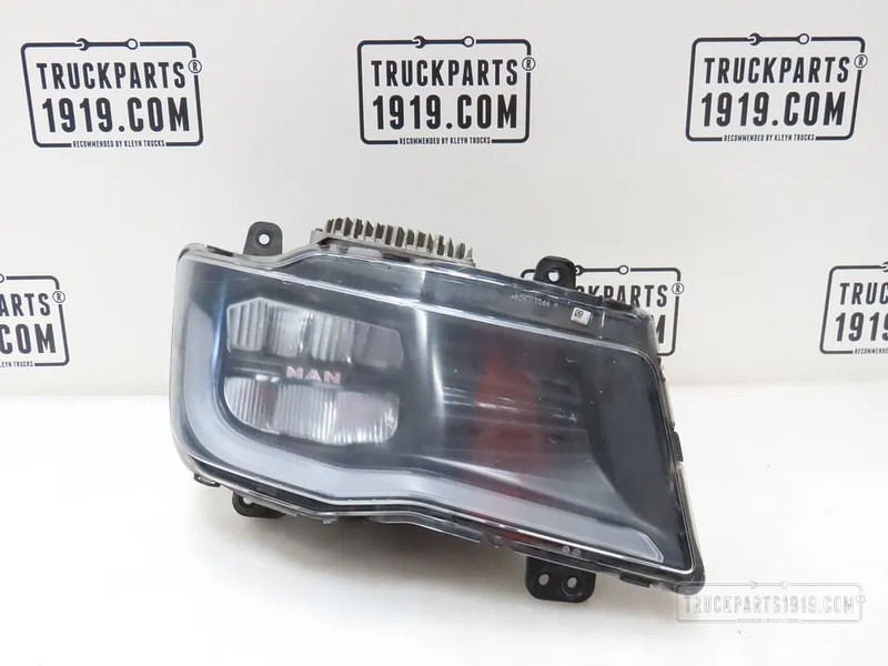 MAN 81.25101-6822 Koplamp LED Re. - Strålkastare för Lastbil: bild 1 MAN 81.25101-6822 Koplamp LED Re. - Strålkastare för Lastbil: bild 1
