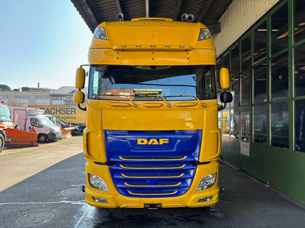 DAF FAN XF 530 LD Jumbo - Kapellbil: bild 3 DAF FAN XF 530 LD Jumbo - Kapellbil: bild 3