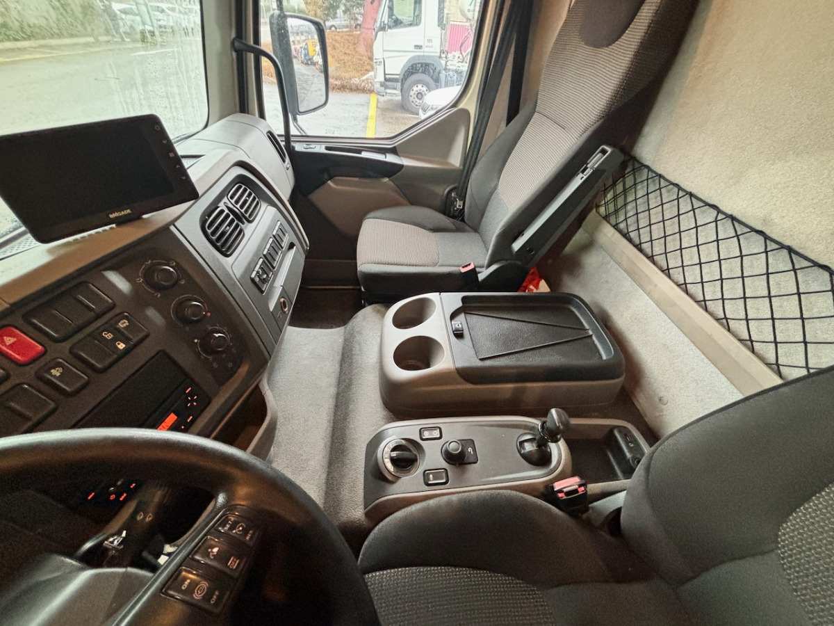 DAF LF 280 I 4x2 - Kylbil lastbil: bild 5 DAF LF 280 I 4x2 - Kylbil lastbil: bild 5