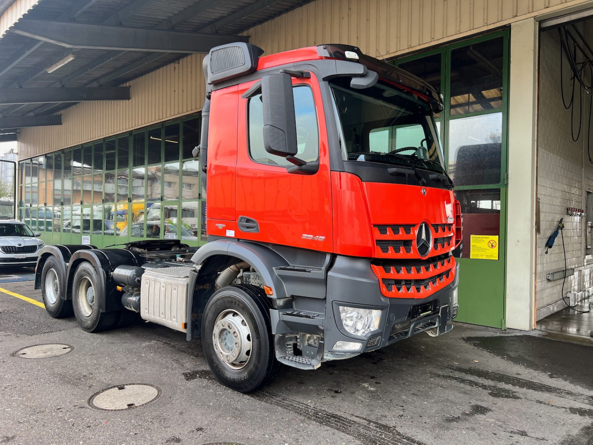 MERCEDES Arocs 2645 - Dragbil: bild 1 MERCEDES Arocs 2645 - Dragbil: bild 1