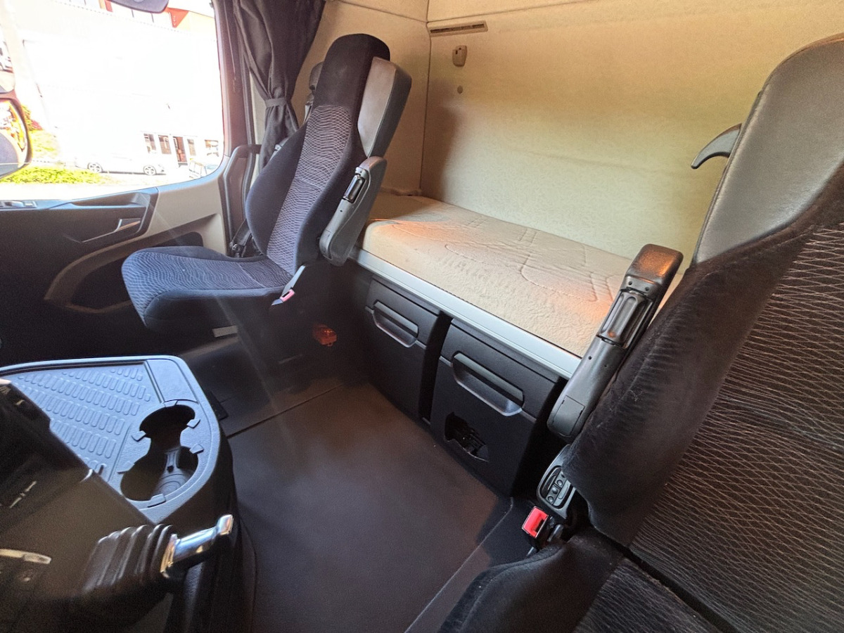 MERCEDES Actros 1848 - Lastbil med skåp: bild 5 MERCEDES Actros 1848 - Lastbil med skåp: bild 5