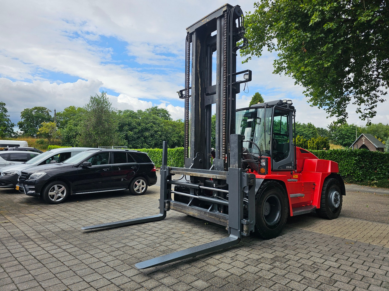 Kalmar DCG 120-6 Diesel - Motviktstruck: bild 3 Kalmar DCG 120-6 Diesel - Motviktstruck: bild 3
