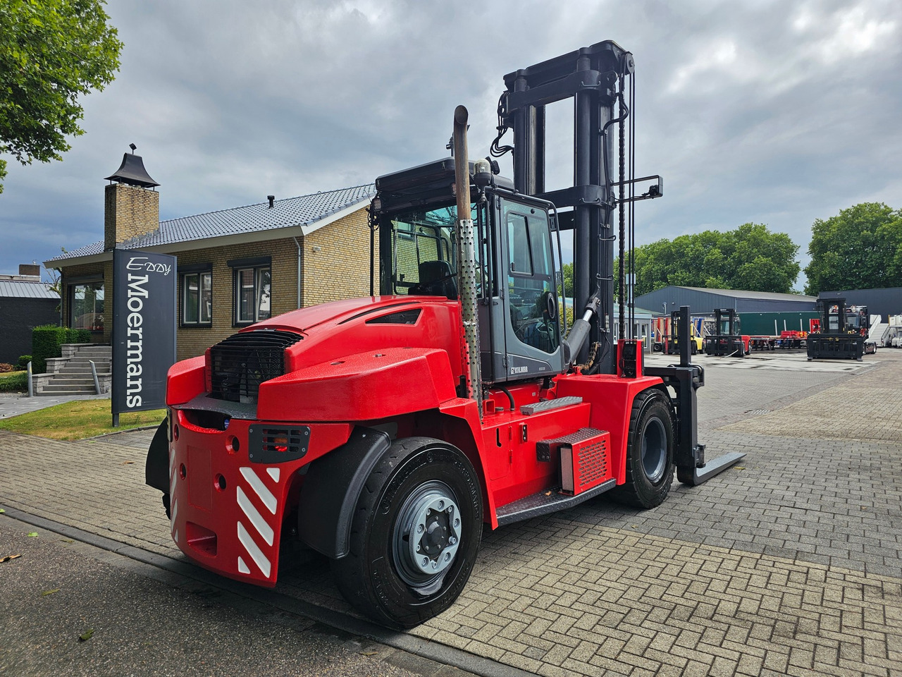 Kalmar DCG 120-6 Diesel - Motviktstruck: bild 4 Kalmar DCG 120-6 Diesel - Motviktstruck: bild 4