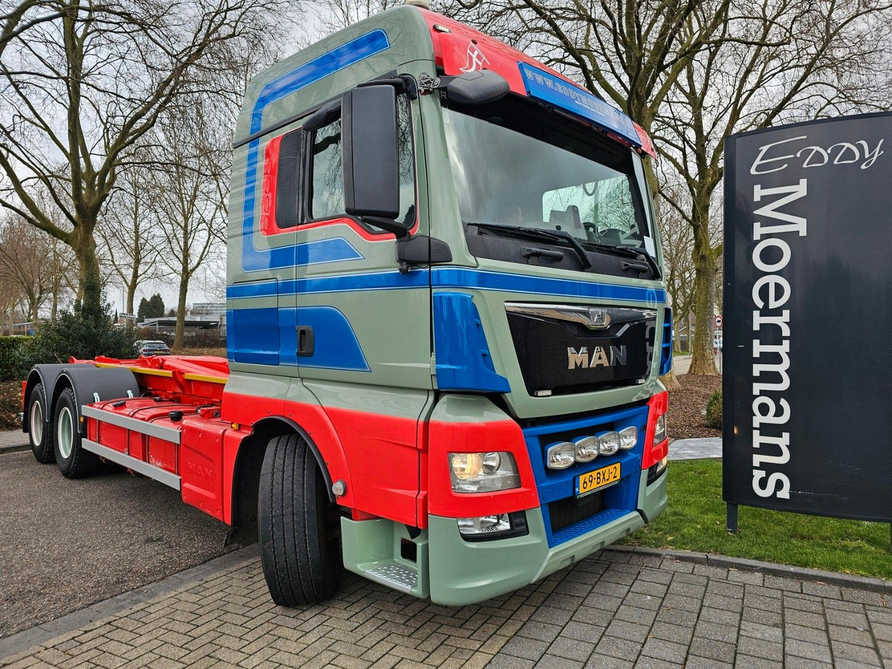 MAN TGX 26.560 XLX 6x4 Abrollkipper - Lastväxlare lastbil: bild 1 MAN TGX 26.560 XLX 6x4 Abrollkipper - Lastväxlare lastbil: bild 1