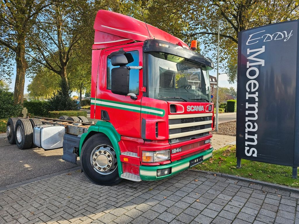 Chassi lastbil Scania P 124G 420 6x2*4 Fahrgestell: bild 1