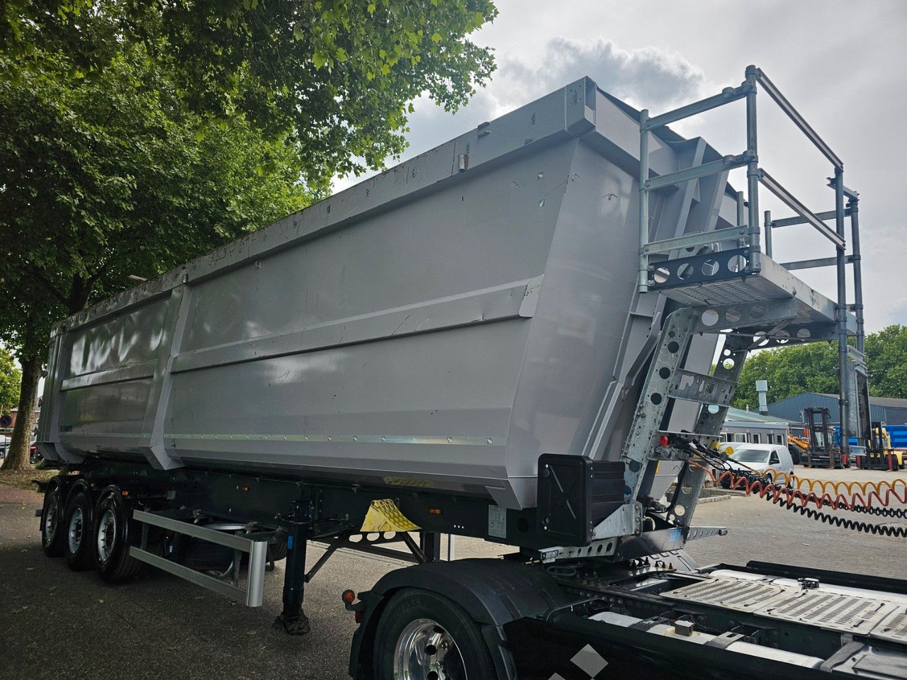 Schmitz Cargobull SGF*S3 Hardox Mude 55 m3 - Tippbil semitrailer: bild 3 Schmitz Cargobull SGF*S3 Hardox Mude 55 m3 - Tippbil semitrailer: bild 3