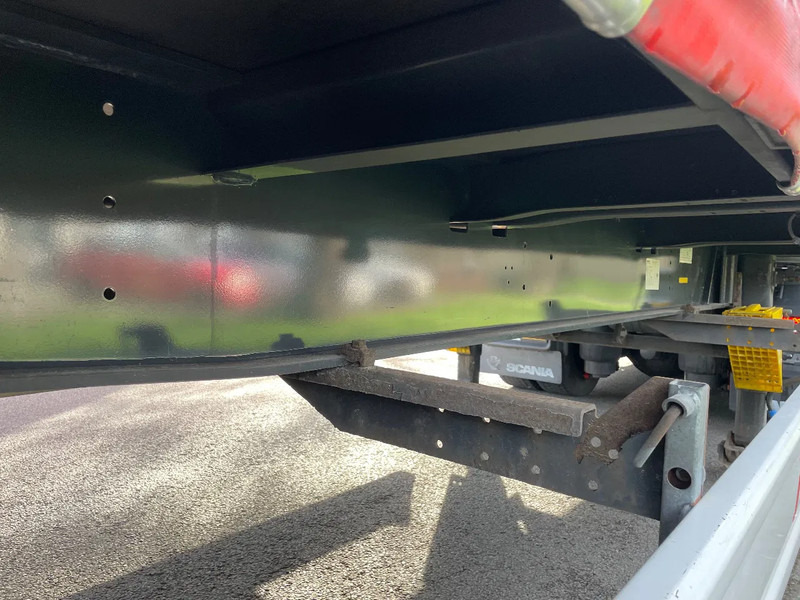 Ny Skåp semitrailer Kässbohrer Taut Liner Schuifdak: bild 9