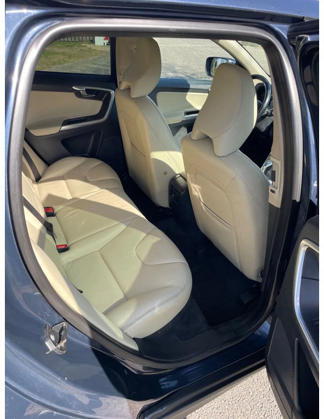 Leasa Volvo XC60 XC60 DZ88/DZ8850 5 Cilinder Euro 5 Volvo XC60 XC60 DZ88/DZ8850 5 Cilinder Euro 5: bild 11 Leasa Volvo XC60 XC60 DZ88/DZ8850 5 Cilinder Euro 5 Volvo XC60 XC60 DZ88/DZ8850 5 Cilinder Euro 5: bild 11