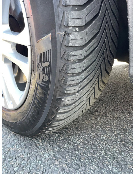 Leasa Volvo XC60 XC60 DZ88/DZ8850 5 Cilinder Euro 5 Volvo XC60 XC60 DZ88/DZ8850 5 Cilinder Euro 5: bild 17 Leasa Volvo XC60 XC60 DZ88/DZ8850 5 Cilinder Euro 5 Volvo XC60 XC60 DZ88/DZ8850 5 Cilinder Euro 5: bild 17