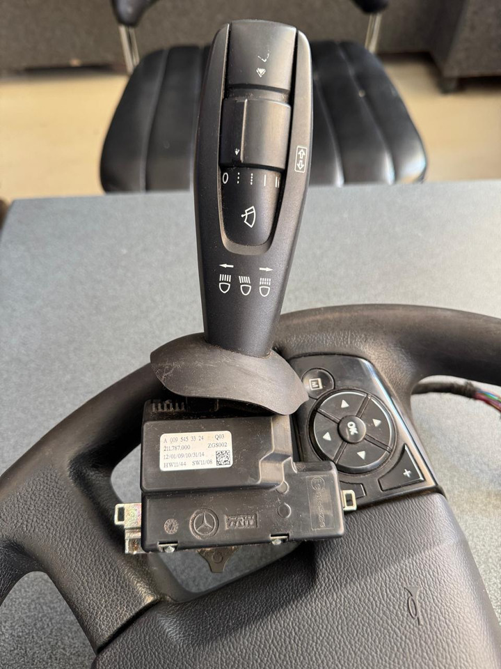 CONTROL UNITS ACTROS MP4 - Kontrollenhet för Lastbil: bild 5 CONTROL UNITS ACTROS MP4 - Kontrollenhet för Lastbil: bild 5