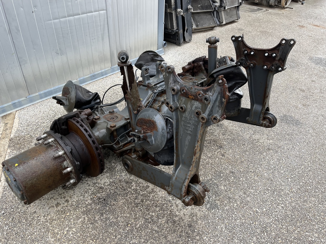 REAR AXLE WITH DIFFERENTIAL GEAR ,RATIO 29:24 - Differential för Lastbil: bild 3 REAR AXLE WITH DIFFERENTIAL GEAR ,RATIO 29:24 - Differential för Lastbil: bild 3