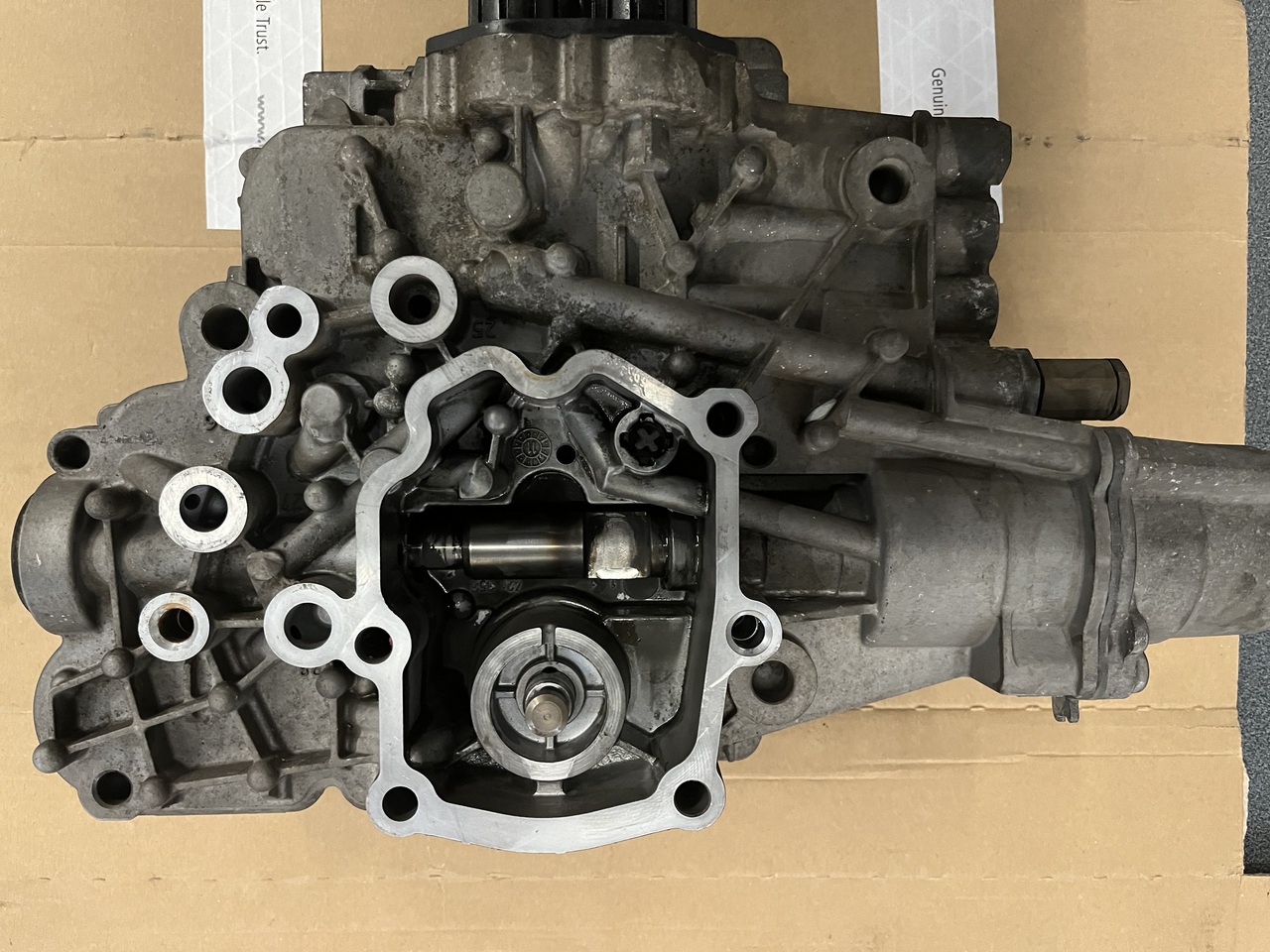 TRANSMISSION POSITIONER SHIFTING CYLINDER WITH CONTROL MODULE G211-12-ACTROS MP4 - Växellåda och reservdelar för Lastbil: bild 4 TRANSMISSION POSITIONER SHIFTING CYLINDER WITH CONTROL MODULE G211-12-ACTROS MP4 - Växellåda och reservdelar för Lastbil: bild 4