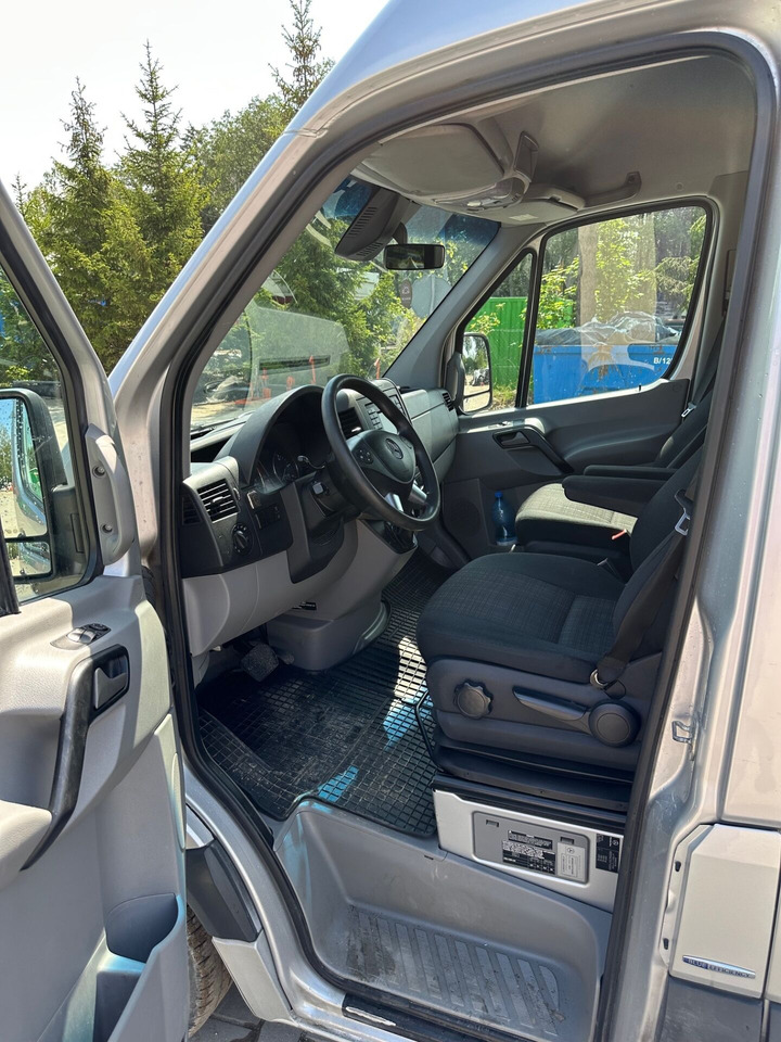 Meredes-Benz Sprinter 319 Bluetec 9 osobowy - Persontransport: bild 2 Meredes-Benz Sprinter 319 Bluetec 9 osobowy - Persontransport: bild 2