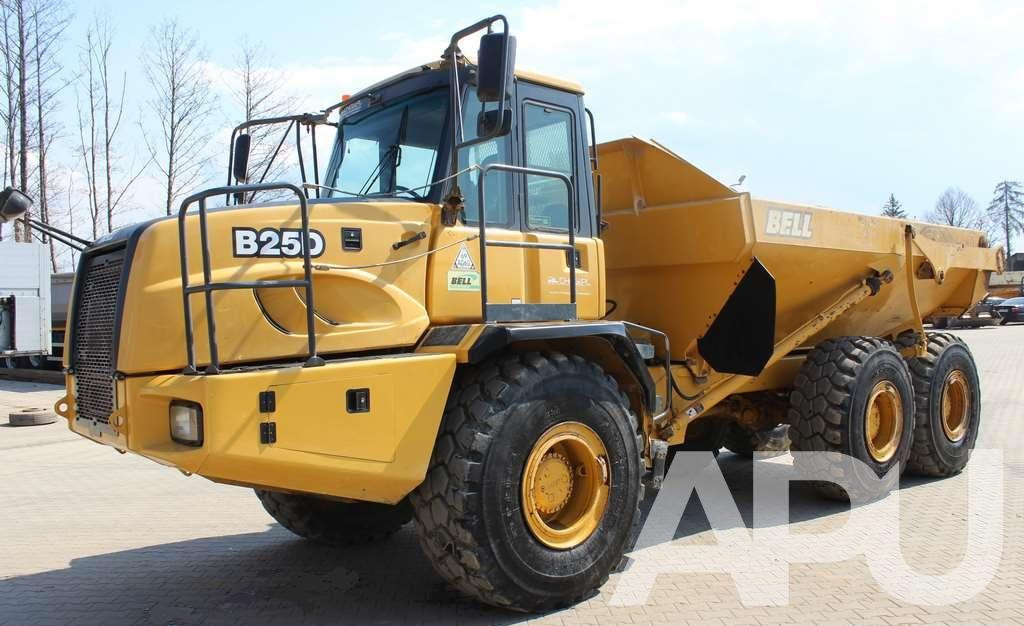 WOZIDŁO Bell ADT B25D 6×6 - Ramstyrd dumper: bild 1 WOZIDŁO Bell ADT B25D 6×6 - Ramstyrd dumper: bild 1